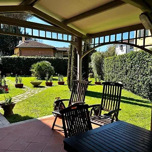 Holiday home Il Villino Di Monic Centro